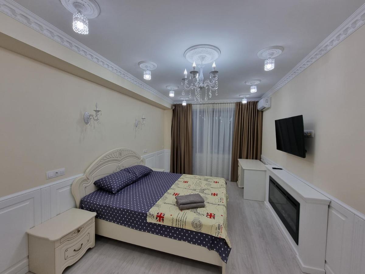 Business Class Apartments In The City Center Chisinau Exterior photo